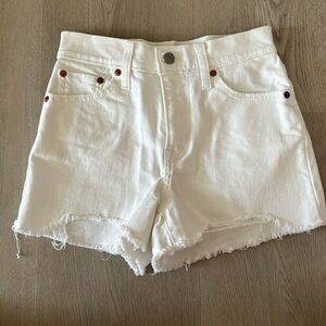Levi’s Denim Shorts- White